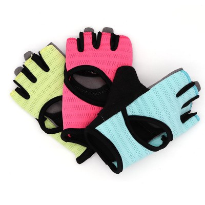 Half-finger open back fitness glove sporting glove